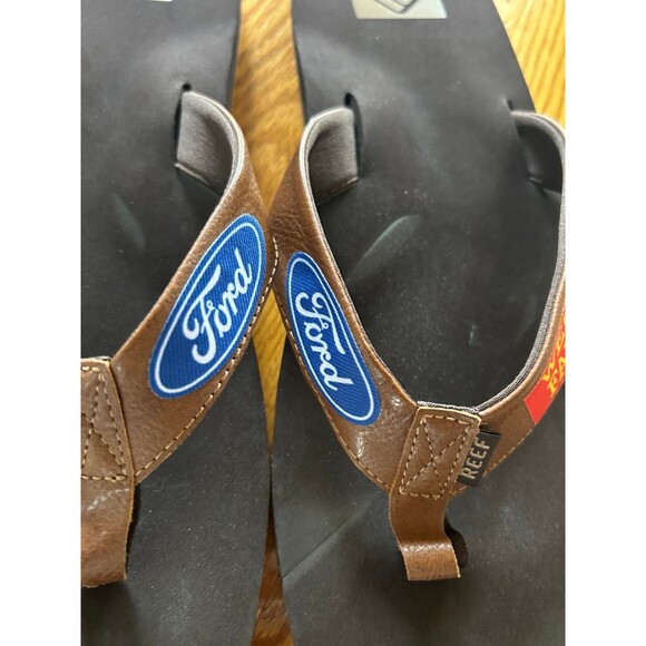 Reef Men’s Sandals Flip Flops Ford Wells Fargo sz 14 NWOT - Picture 2 of 4